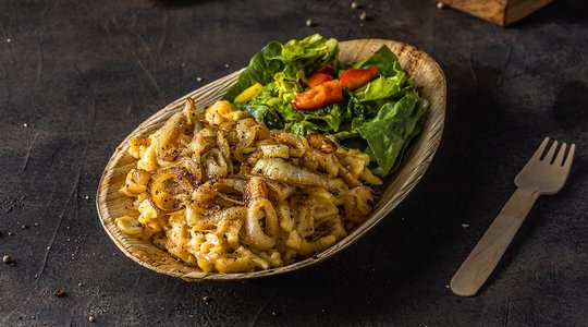 Käsespätzle mit würzigen Käsemischung Käsespätzle mit würzigen Käsemischung